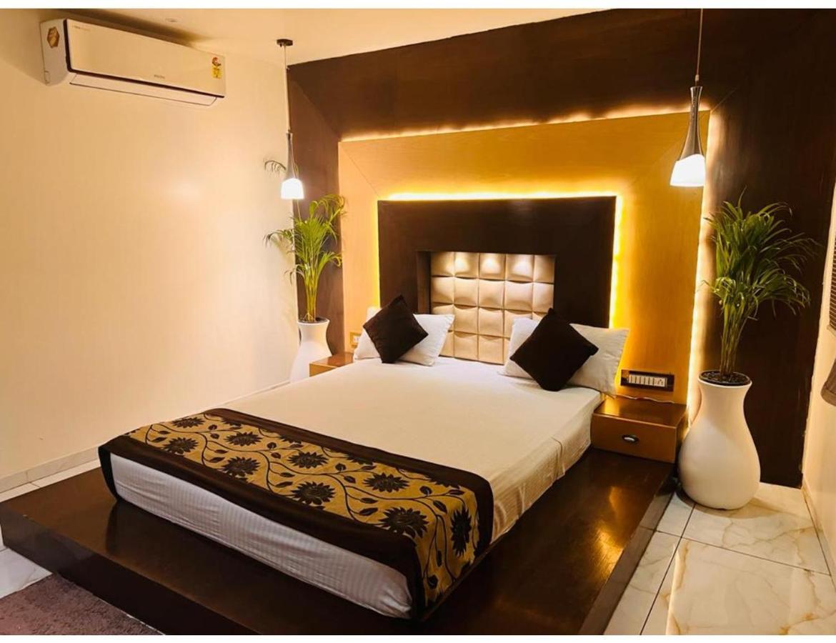 Hotel The Royal, Sehore Exterior foto